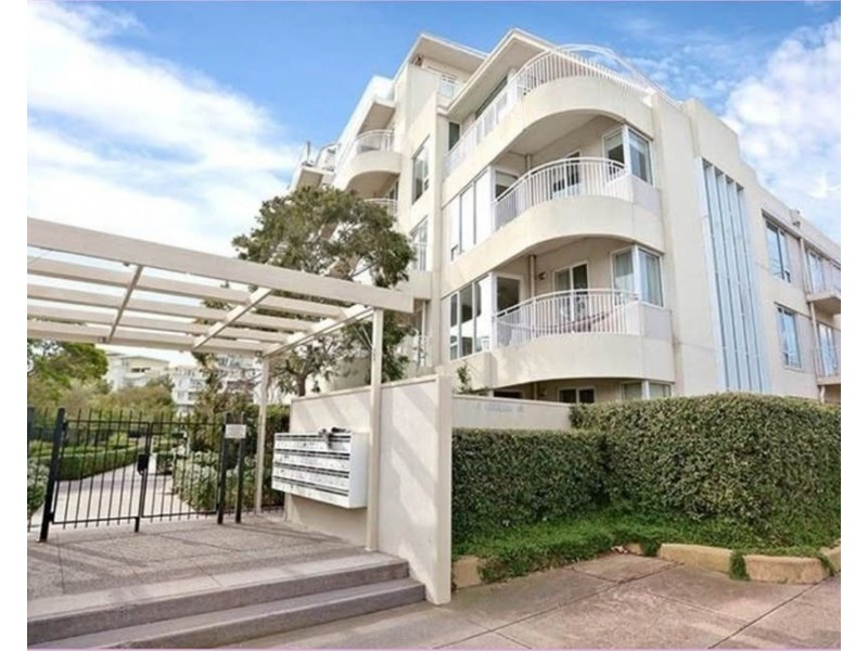 35/8 Graham, Port Melbourne VIC 3207
