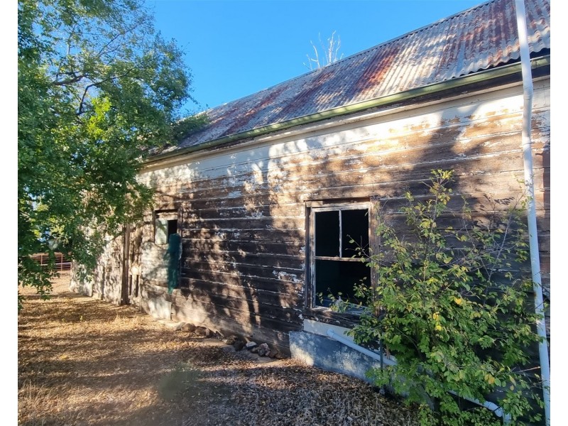 8 Coonamble Street, Gulargambone NSW 2828