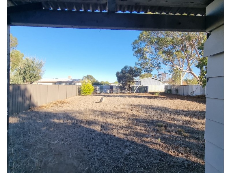 8 Coonamble Street, Gulargambone NSW 2828