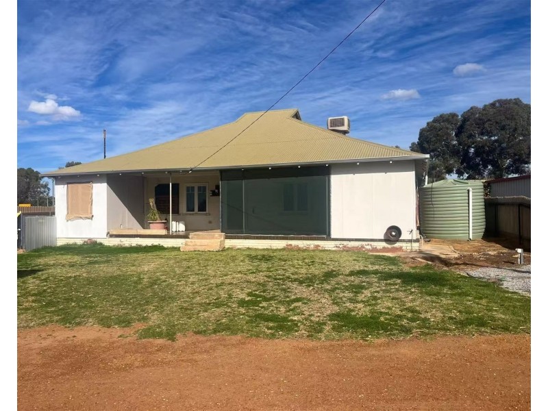1 Omega Street, Southern Cross WA 6426