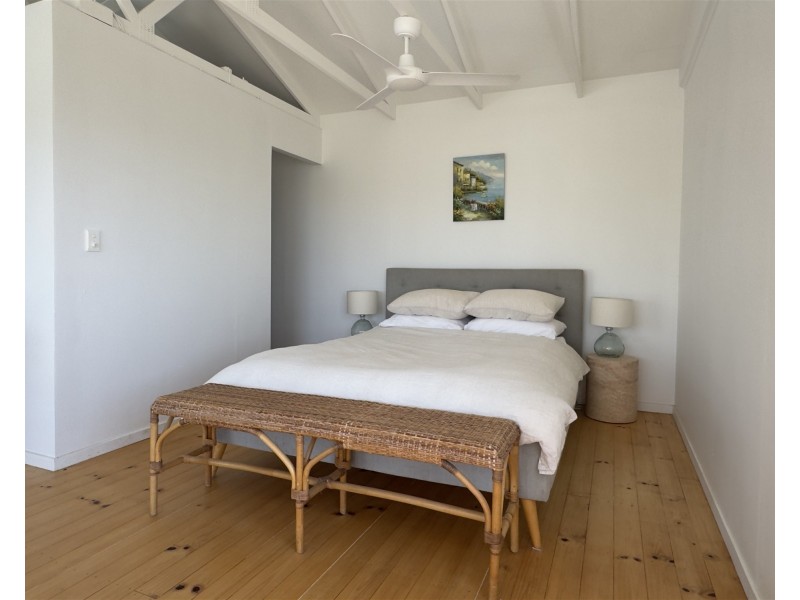 10 Rattray Ave, Hideaway Bay QLD 4800