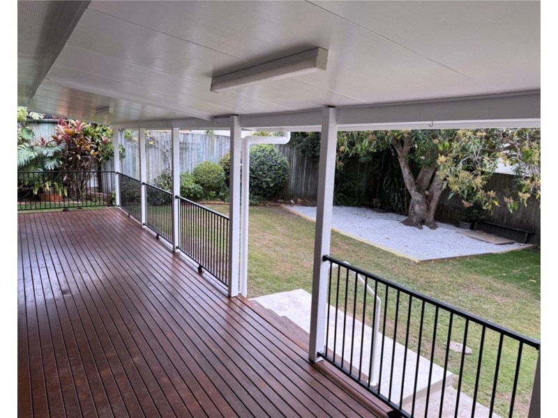 13 Woolgar rd, Southside QLD 4570