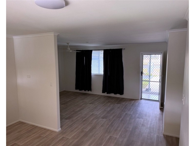 13 Woolgar rd, Southside QLD 4570