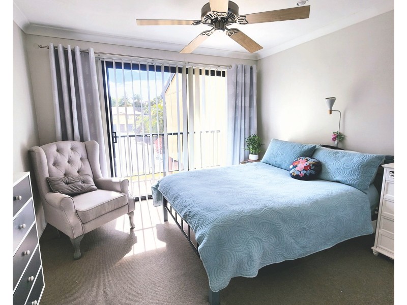2/162 Sylvan Drive, Moore Park Beach QLD 4670
