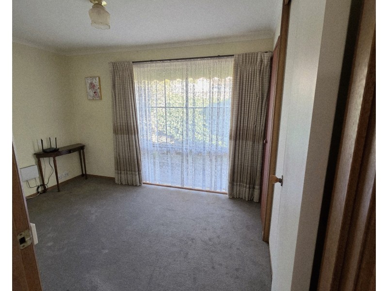 34 Axminster Drive, Craigieburn VIC 3064