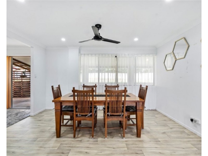 33 Catherine Avenue, Inverness QLD 4703
