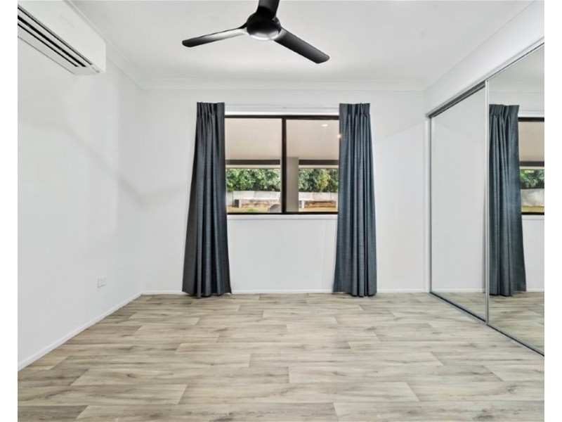 33 Catherine Avenue, Inverness QLD 4703