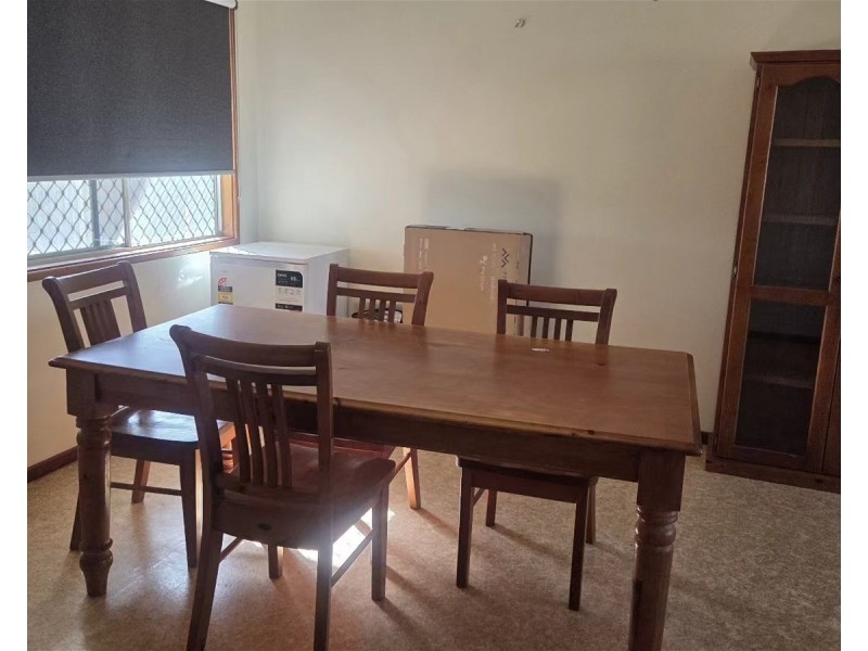 6 Jensen Close, Mount Magnet WA 6638