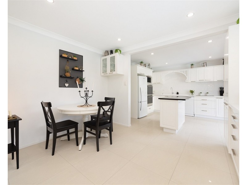 22 Newport Drive, Newport QLD 4020