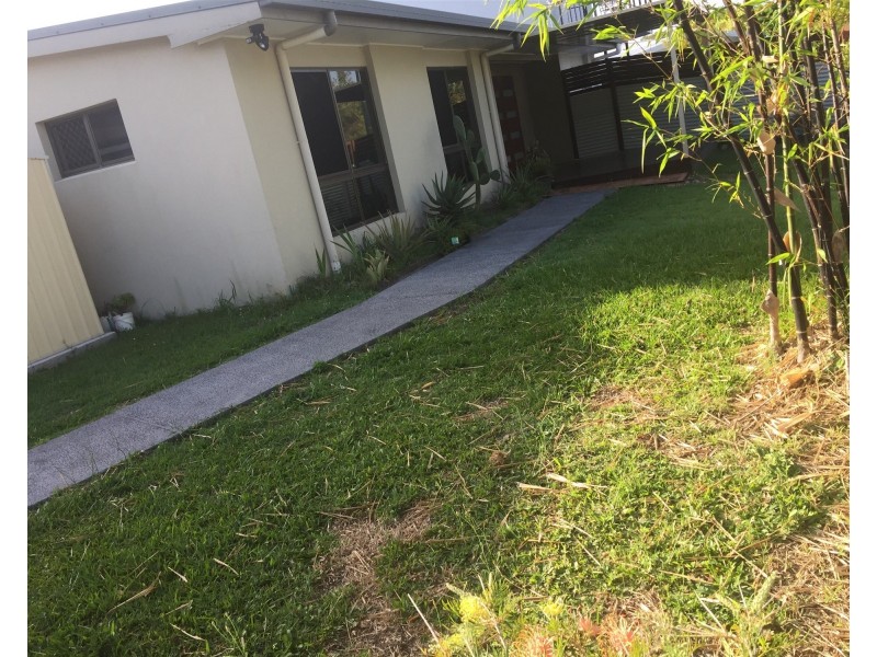 7 Coraki st, Battery Hill QLD 4551