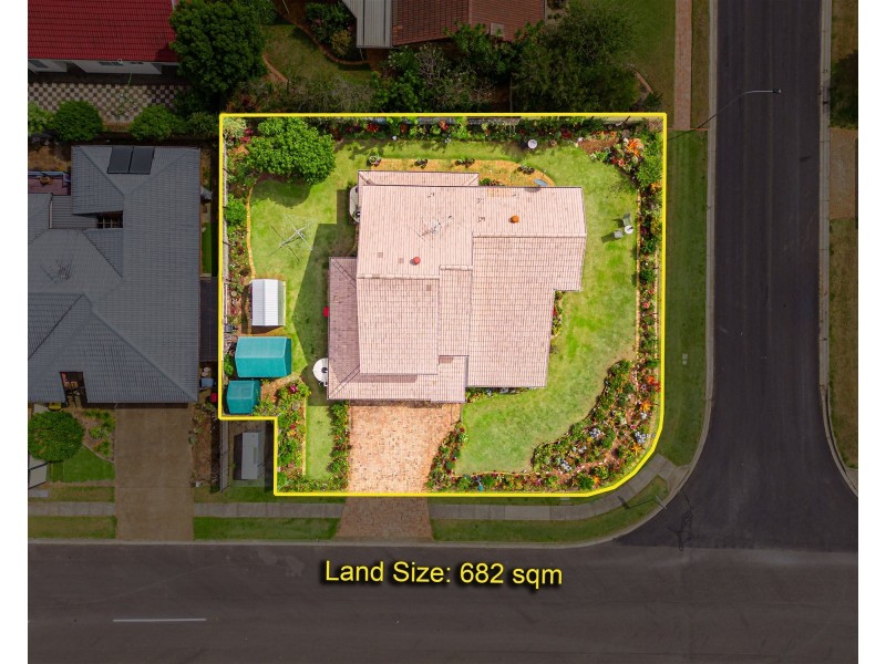4 Dellforest Drive, Calamvale QLD 4116