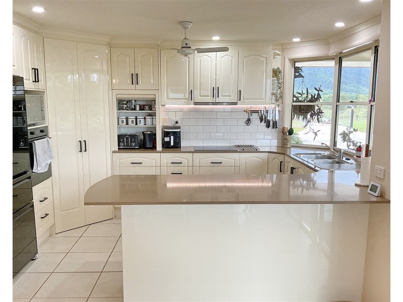 35 Stuart Drive, Feluga QLD 4854