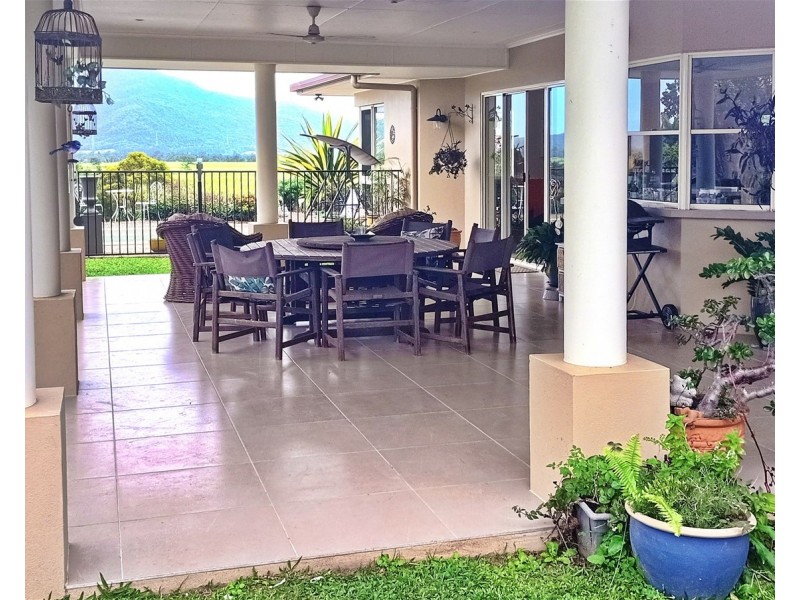 35 Stuart Drive, Feluga QLD 4854