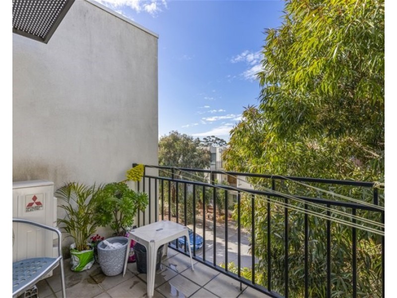 48/21-29 Trickey Avenue, Sydenham VIC 3037