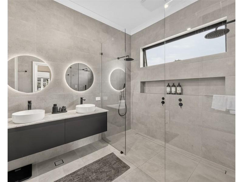 56 Hotham Street, Bayswater WA 6053