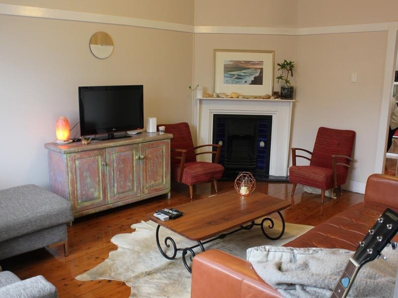 24 Omara Street, Mayfield East NSW 2304