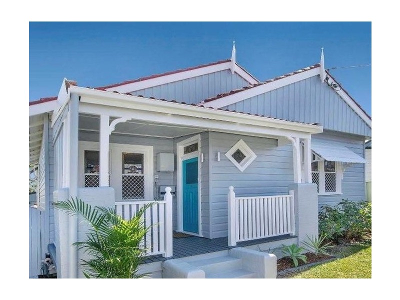 8 Elizabeth Street, Mayfield NSW 2304