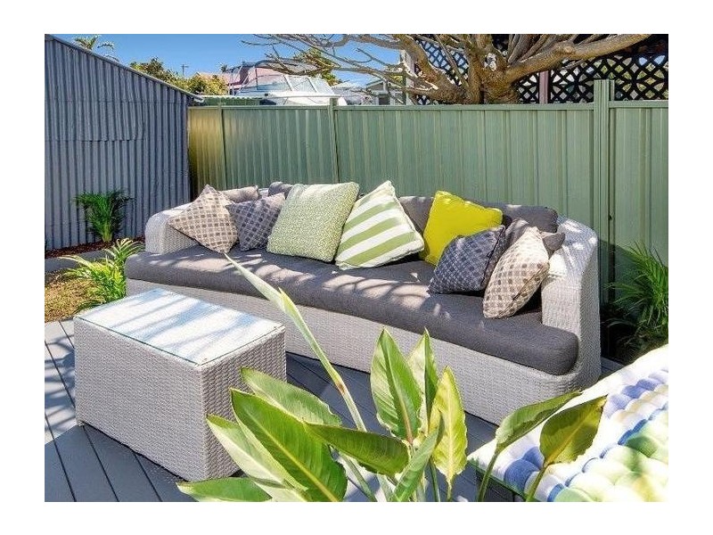 8 Elizabeth Street, Mayfield NSW 2304