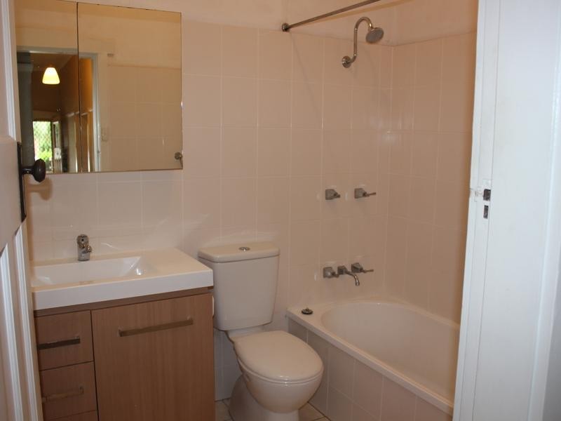 19 Hebburn Street, Hamilton East NSW 2303