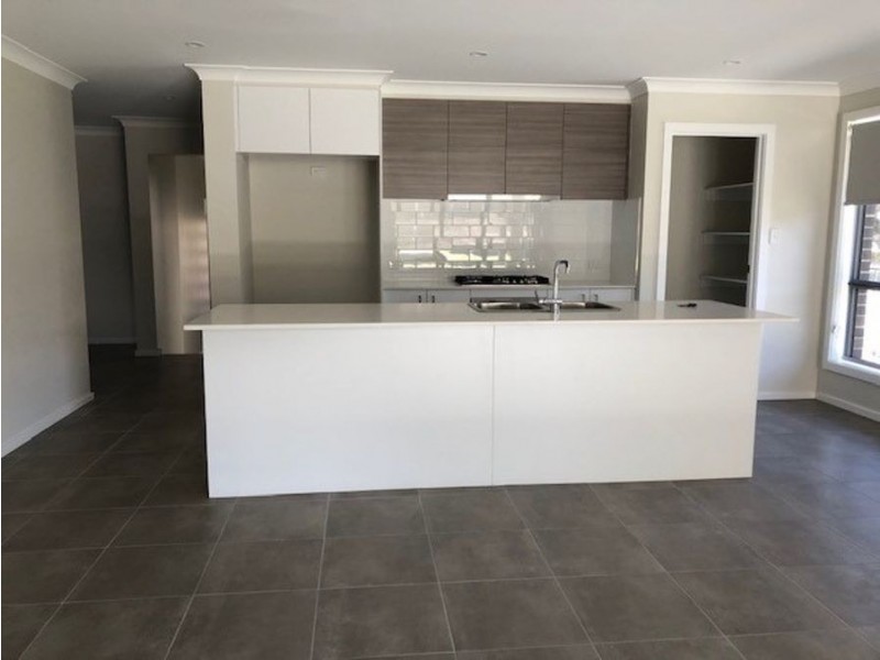 19 Cockle Crescent, Teralba NSW 2284
