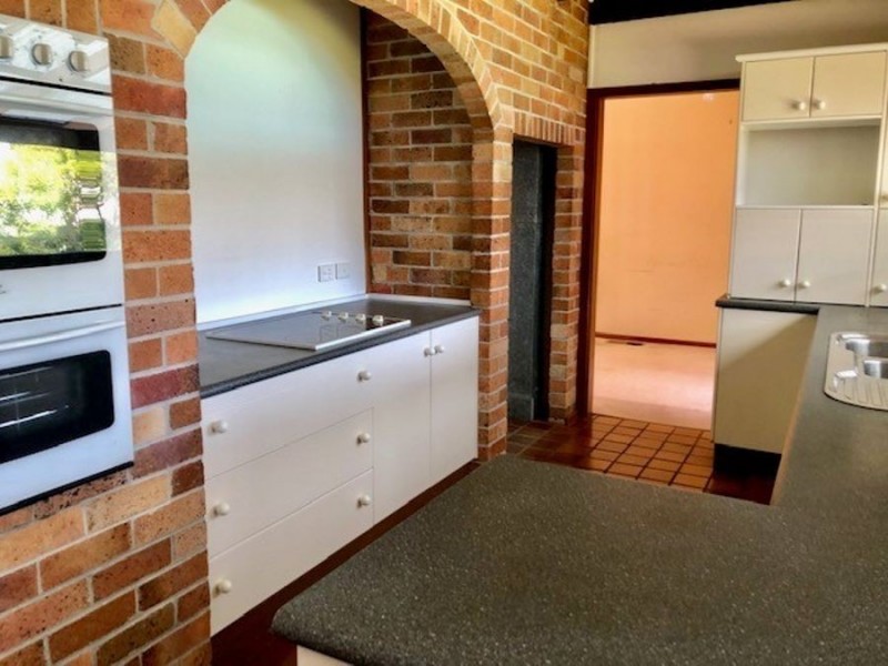 45 Lurnea Crescent, Valentine NSW 2280