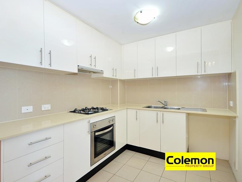 11/1 Kensington St, Kogarah NSW 2217