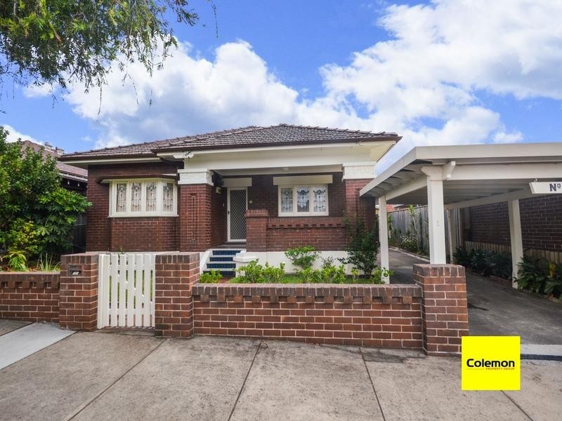 1 Ilfracombe Avenue, Burwood NSW 2134