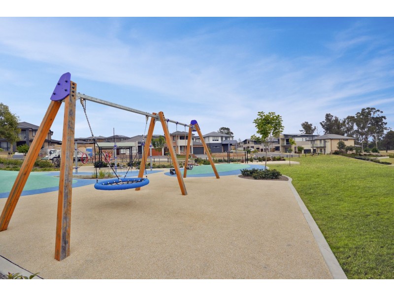 47 Oakhill Crescent, Colebee NSW 2761