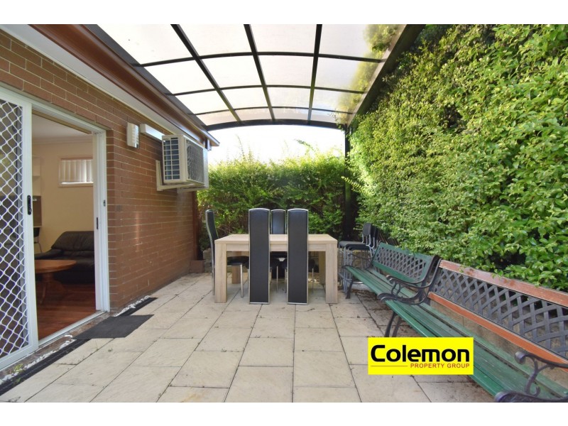 Granny Flat/8 Frost, Earlwood NSW 2206