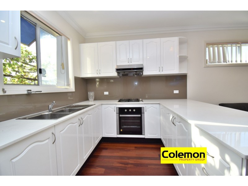 Granny Flat/8 Frost, Earlwood NSW 2206