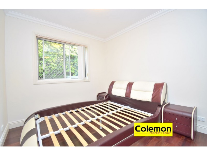 Granny Flat/8 Frost, Earlwood NSW 2206