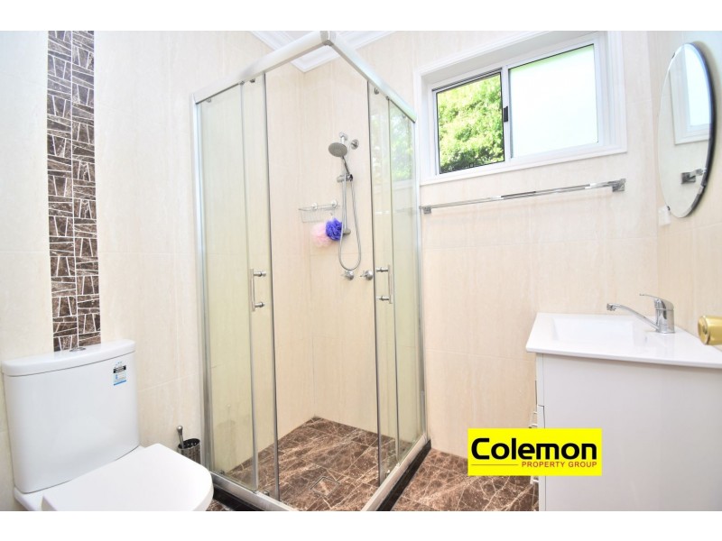 Granny Flat/8 Frost, Earlwood NSW 2206