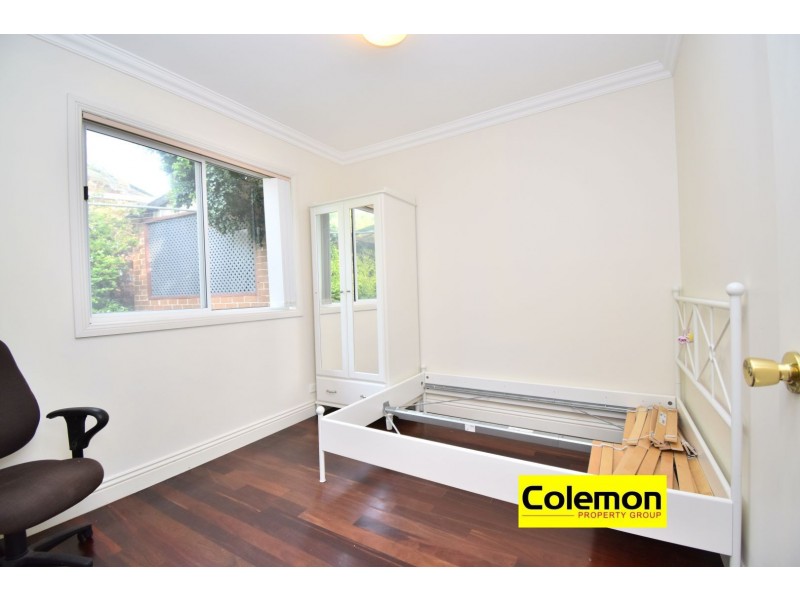 Granny Flat/8 Frost, Earlwood NSW 2206