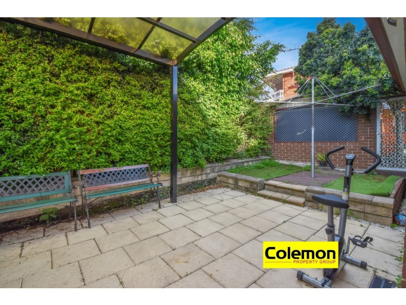 Granny Flat/8 Frost, Earlwood NSW 2206