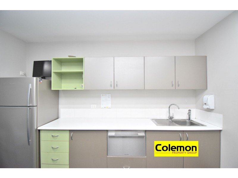 2/1  Box Road, Taren Point NSW 2229