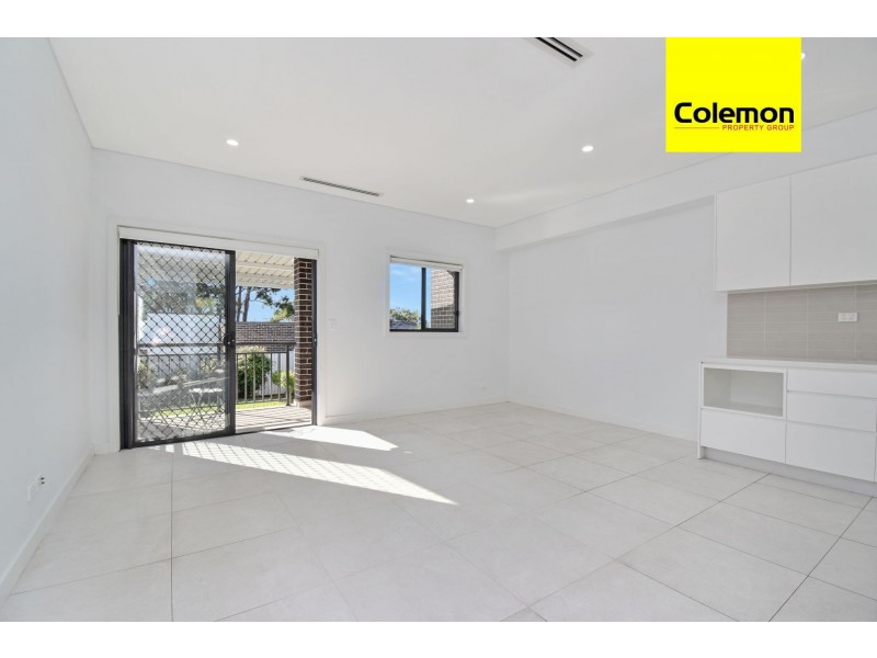 2/157 Edgar Street, Condell Park NSW 2200