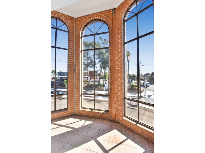 Level 1/720-722  New Canterbury Rd, Hurlstone Park NSW 2193