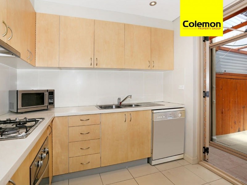 8/68-72 Second Ave, Campsie NSW 2194