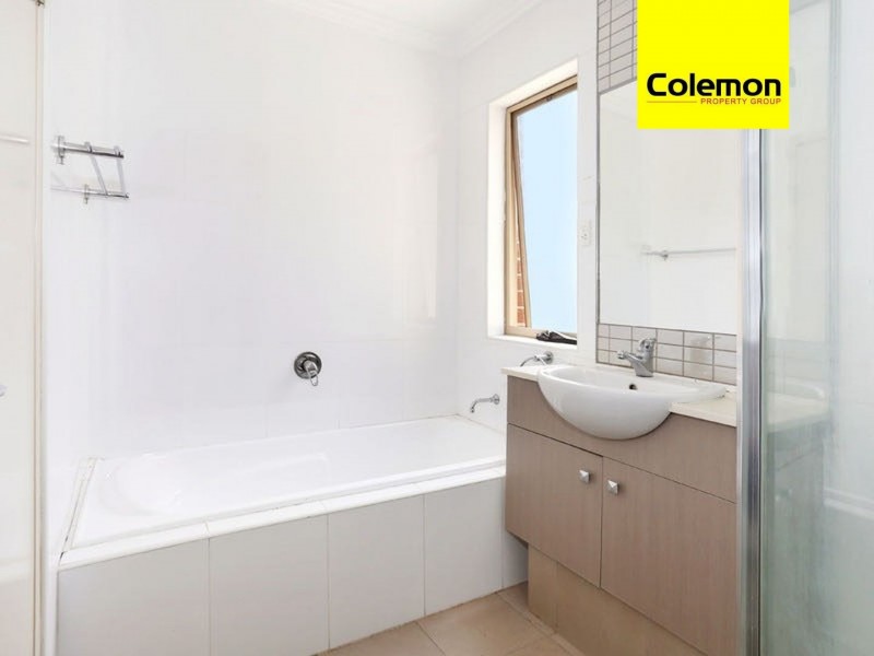 8/68-72 Second Ave, Campsie NSW 2194