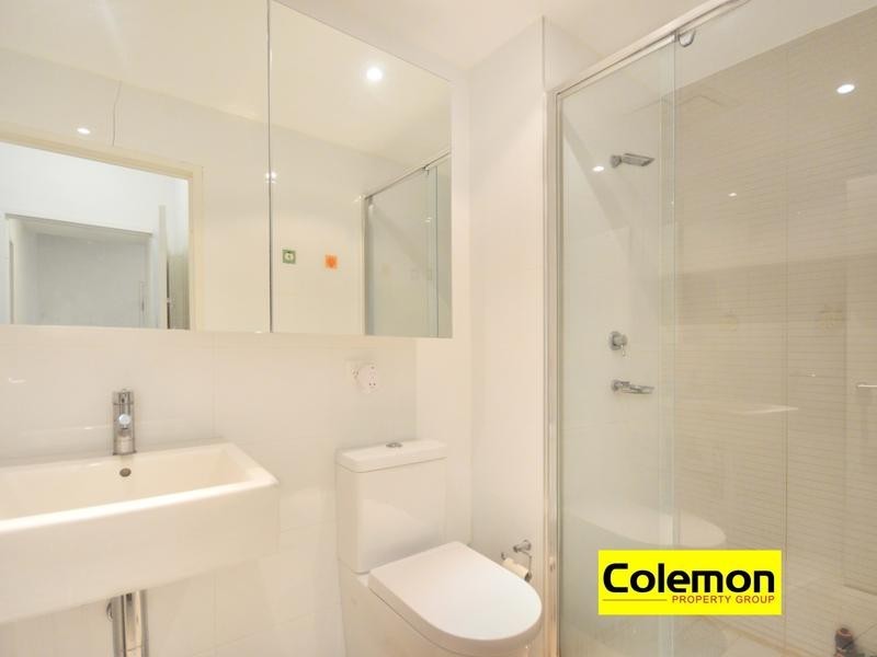 2/10 Victa Street, Campsie NSW 2194