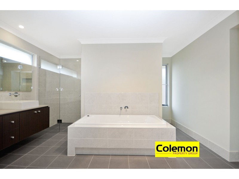 47 Oakhill Crescent, Colebee NSW 2761