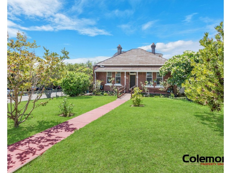 8 Cameron Ave, Earlwood NSW 2206