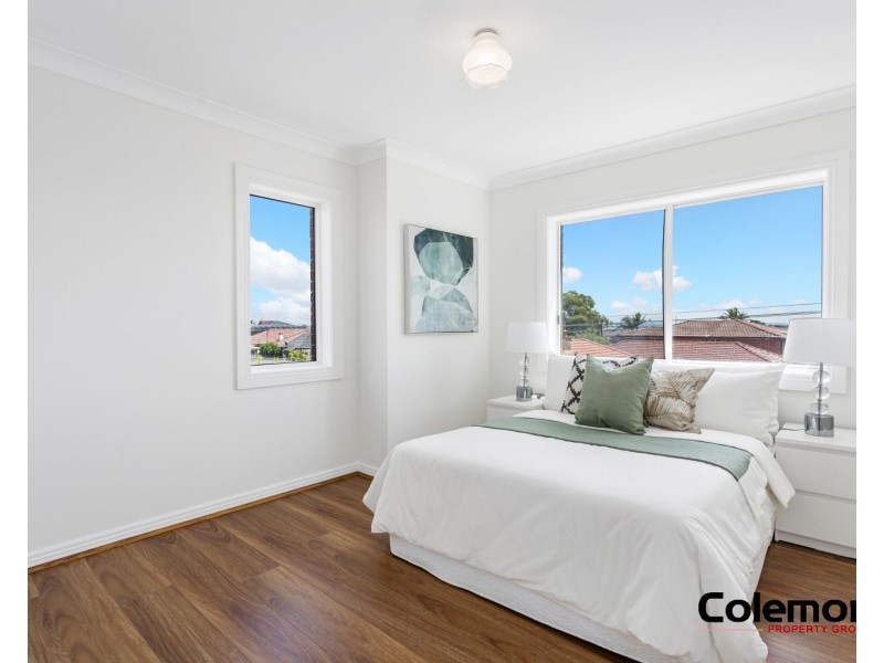 8 Cameron Ave, Earlwood NSW 2206