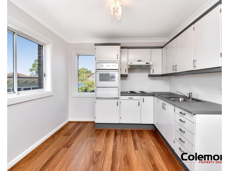 8 Cameron Ave, Earlwood NSW 2206