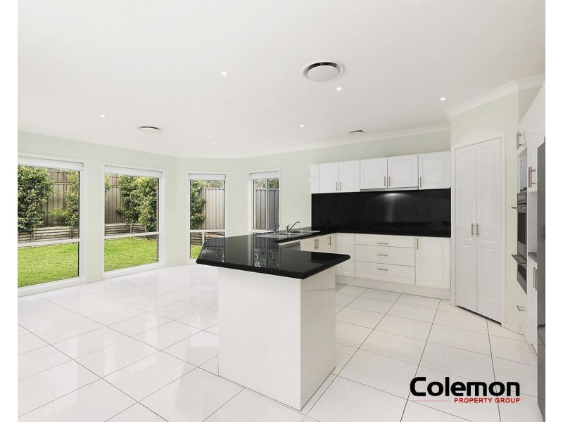 10 Ogilvy St, Peakhurst NSW 2210