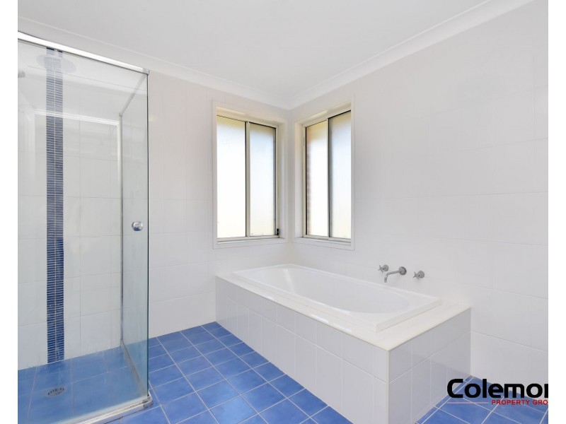 10 Ogilvy St, Peakhurst NSW 2210