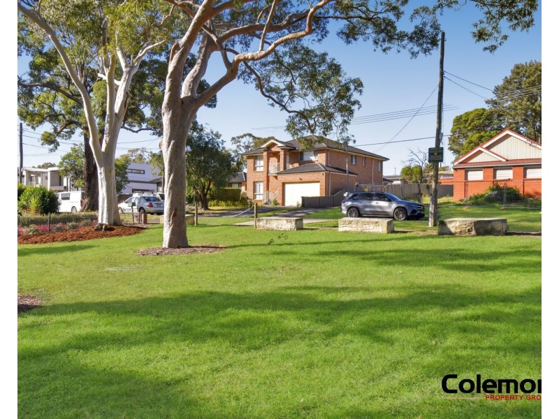 10 Ogilvy St, Peakhurst NSW 2210