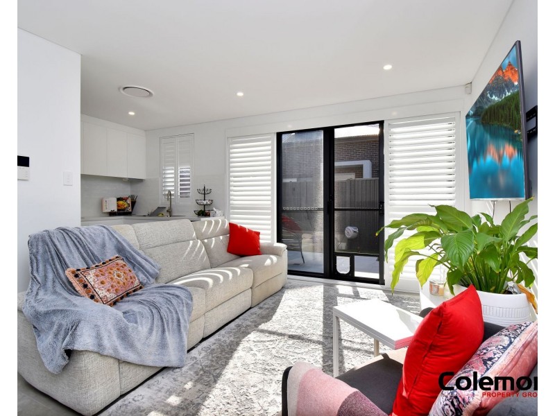 1/8 Thorncraft Pde, Campsie NSW 2194