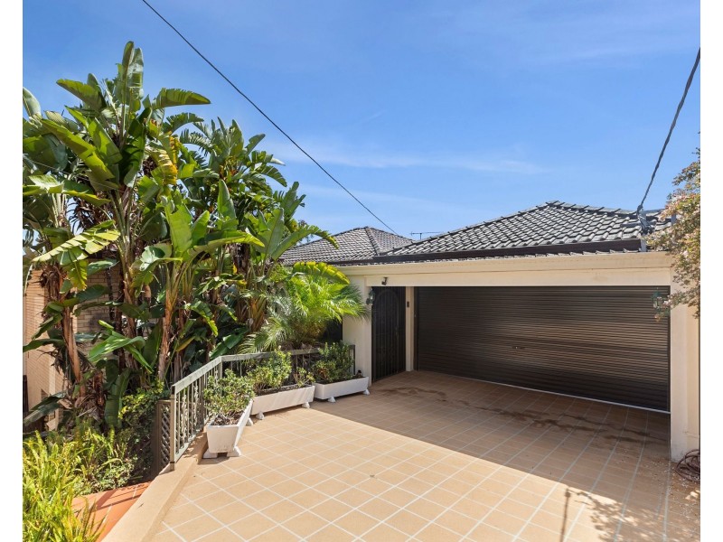 6 Finch Place, Lugarno NSW 2210