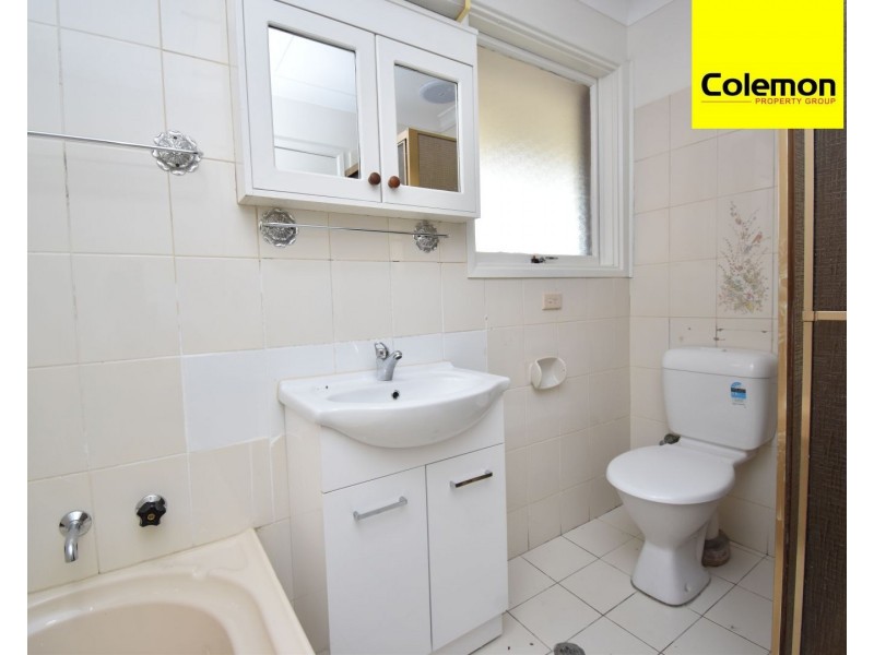 33 Caroline St, Guildford NSW 2161